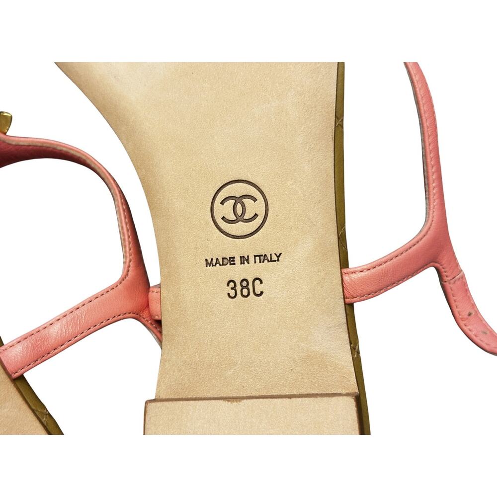 CHANEL Pink Leather Gold CC Quilted T-Strap Thong Flat Sandals 38 NEW - Picture 6 of 6